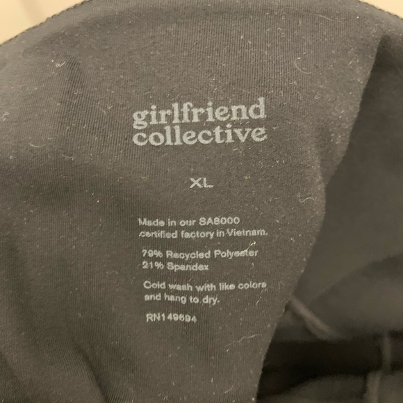 Girlfriend Collective Float Ultralight Leggings in Black - Picture 2 of 5